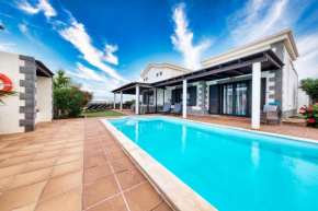 Endless Summer-sea views